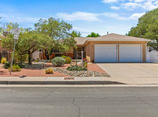 1713 California St NE, Albuquerque, NM 87110