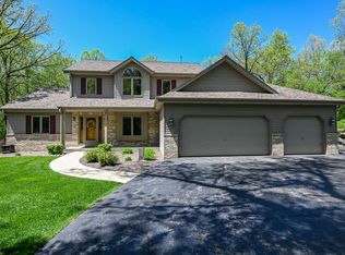 N7189 Sylvan Ln, Elkhorn, WI 53121