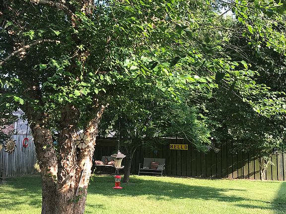 5th image of 6008 Beacon Hill Dr