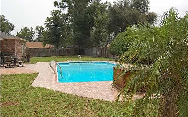 4239 Burtonwood Cir — Photo 34
