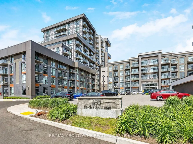 450 Dundas St E #334 — Photo 2