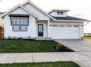 1520 Santiam Ave, Eugene, OR 97408