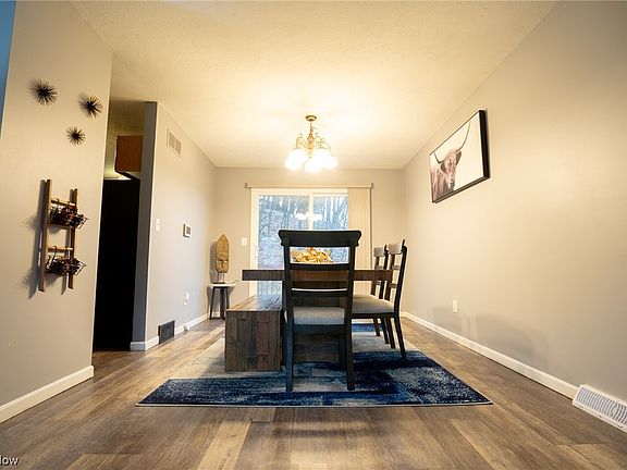5th image of 2130 Cranbrook Dr
