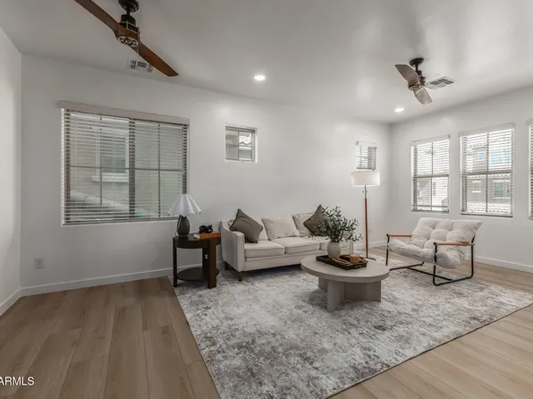 2032 N 77th Ln, Phoenix, AZ 85035