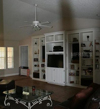 Den/Family/Great Room
