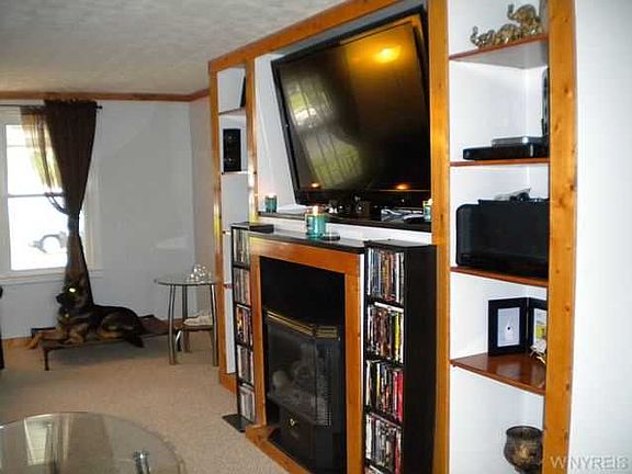 5th image of 259 E Grand Blvd