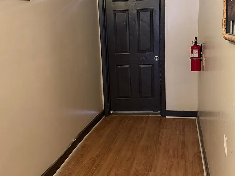 126 W Main St #5 — Photo 8