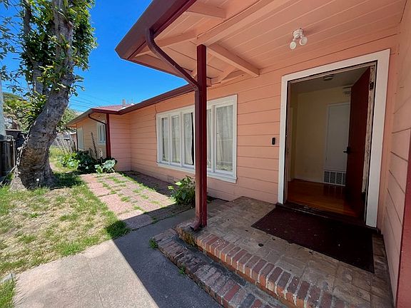2nd image of 460 Miller Ave