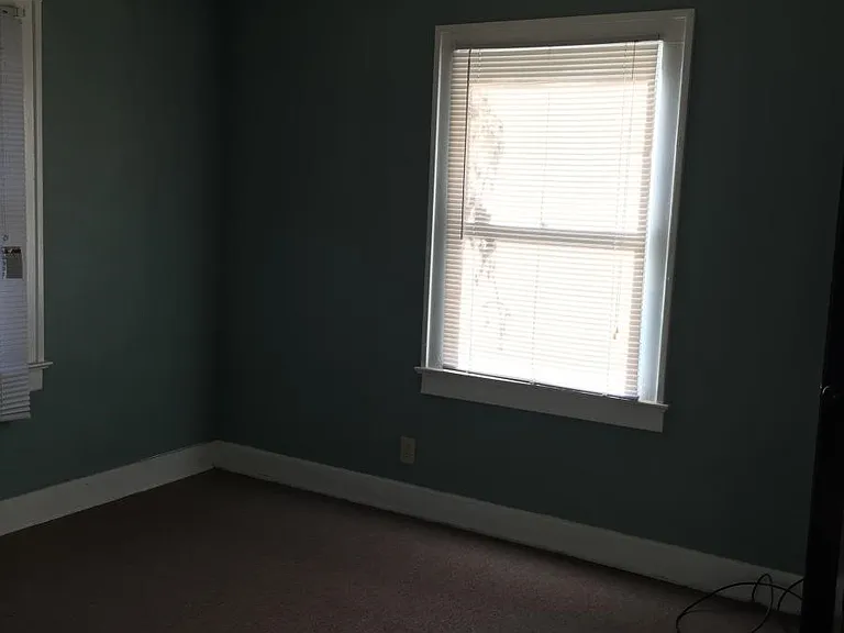 5443 Garfield Ave — Photo 9