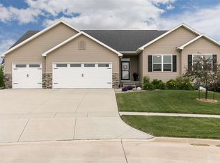 2063 Harvest Ct, Marion, IA 52302