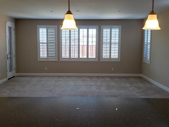 5th image of 1315 Como Dr