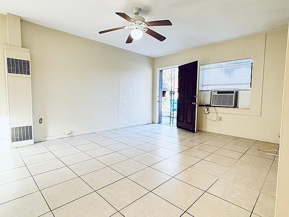 3rd image of 340 W 37th St
