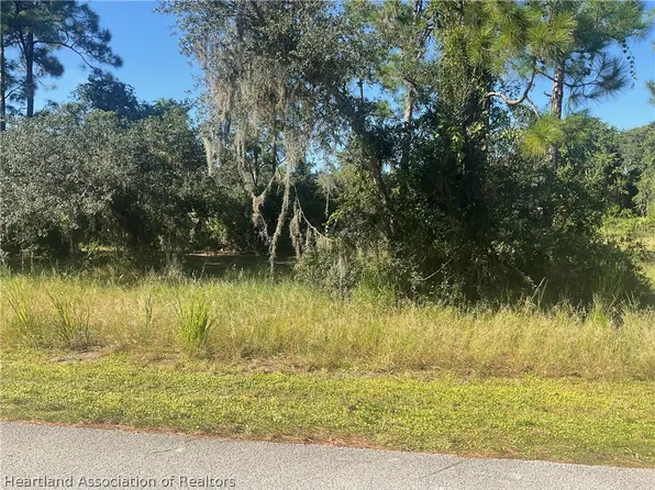 5092 Lake Regency Dr, Sebring, FL 33875