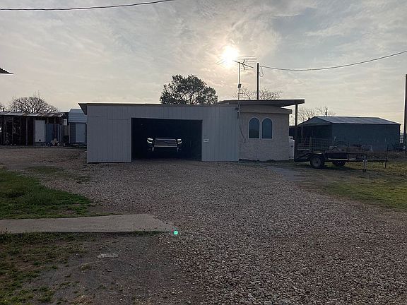5th image of 19651 Us Hwy 77