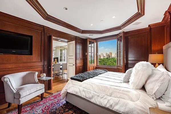 Sold by Douglas Elliman | media 3