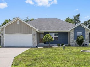 1800 E Maricopa Ave, Ozark, MO 65721