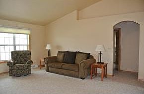 5th image of 781 N Melcorn Cir