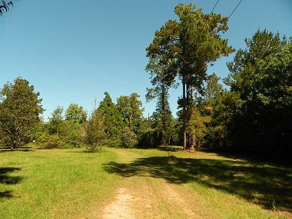 5th image of 62427 Seal Rd