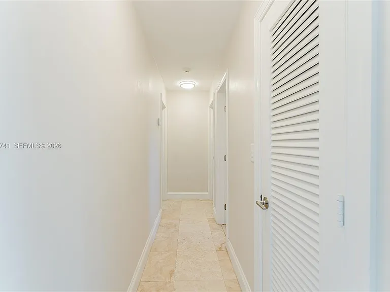 2101 NE 63rd St — Photo 21