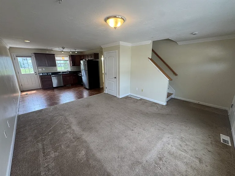 14 Merrimac Way #E — Photo 23