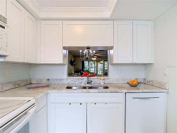 5th image of 4227 TOUCHTON PLACE #4227