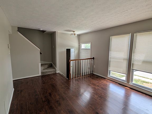 4th image of 1722 Winding Brook Way