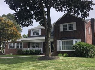 311 Braddsley Dr, Pittsburgh, PA