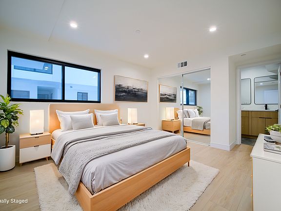 4th image of 616 1/2 N Mariposa Ave #1/2