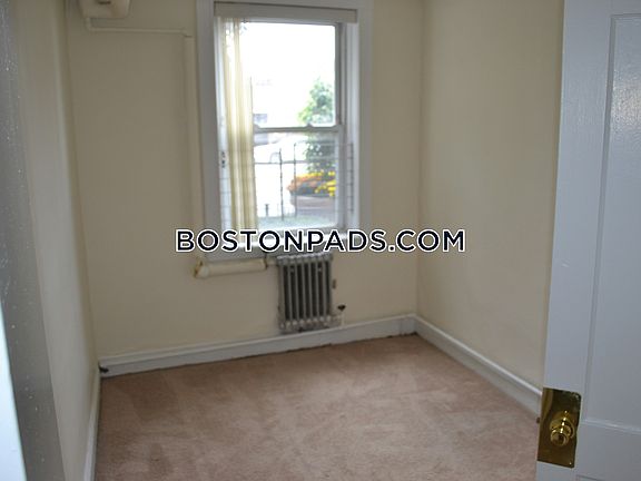 5th image of 518 Cambridge St APT 1