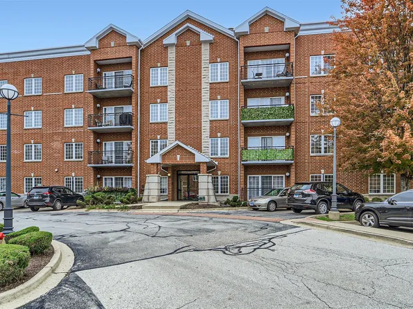 3501 Wellington Ct Unit 302, Rolling Meadows, IL 60008