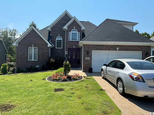 135 Spring Valley Cv, Paducah, KY 42003