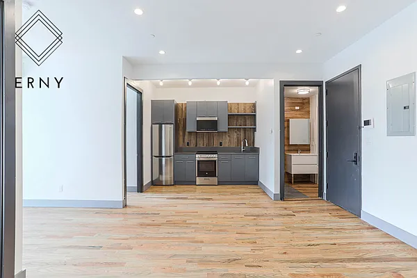 Rented by ERNY LLC | media 13