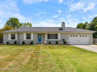 9807 Fireside Dr, Louisville, KY 40272