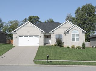 508 Reserves Ct, Simpsonville, KY 40067