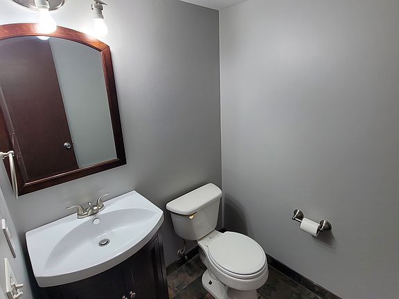 Main Floor 1/2 Bath