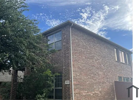 2229 Julian Dr — Photo 16