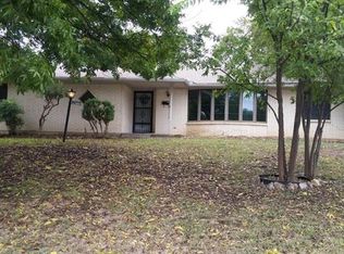 6325 Trail Lake Dr, Fort Worth, TX 76133
