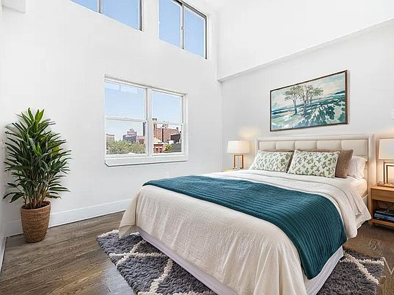 5th image of 33 Lexington Ave #4