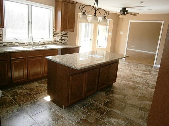 5th image of 7329 Southwick Dr