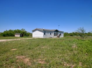 1461 Sheffield Rd, Seguin, TX 78155