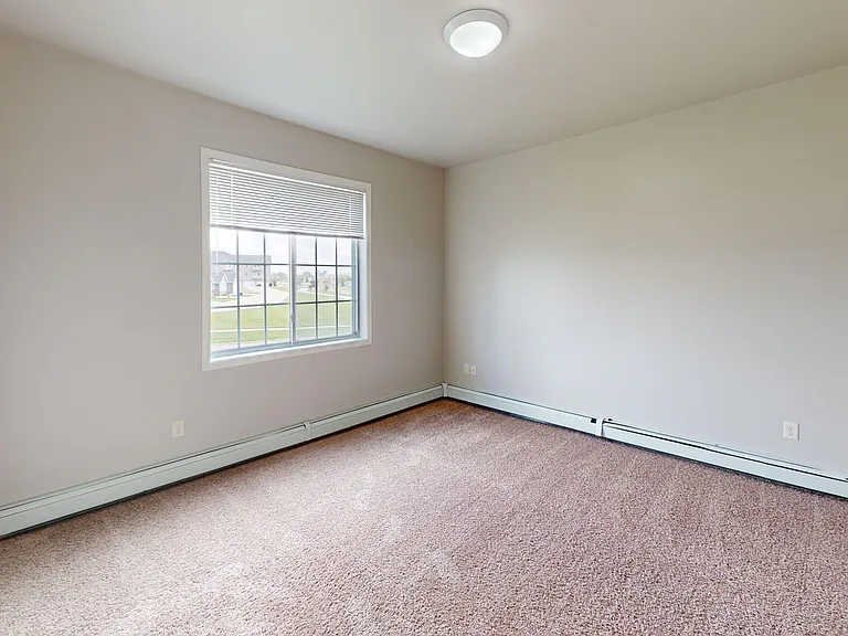 Crystal Creek Apartments — Photo 50