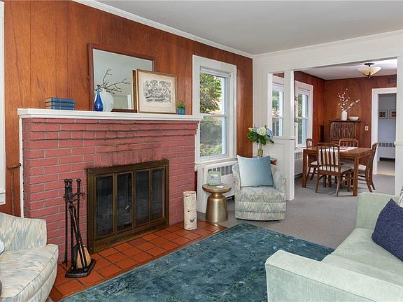4th image of 110 Buena Vista Dr