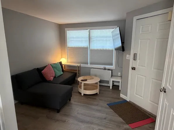 81 University St APT 1, Portland, ME 04103