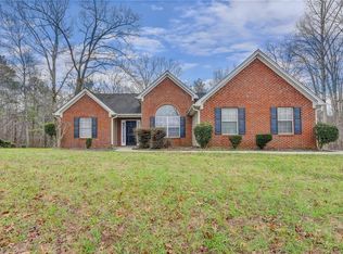 2711 Michelle Lee Dr, Dacula, GA 30019