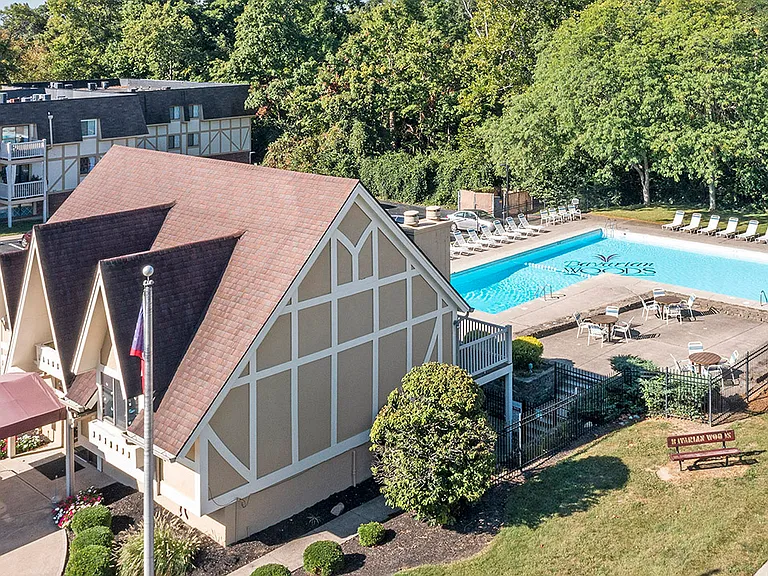 Come Tour Our Apartments!