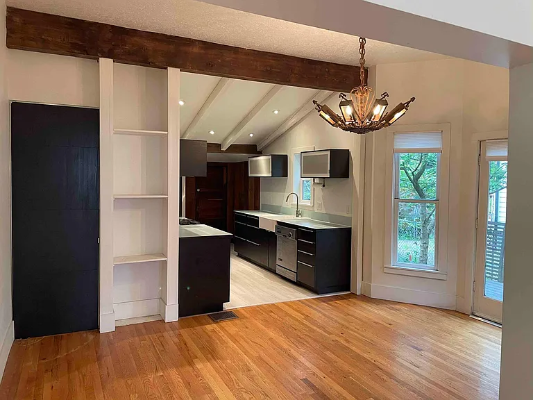 3634 NE Cleveland Ave — Photo 11