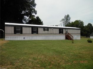 126 Liberty Cir, Mocksville, NC 27028