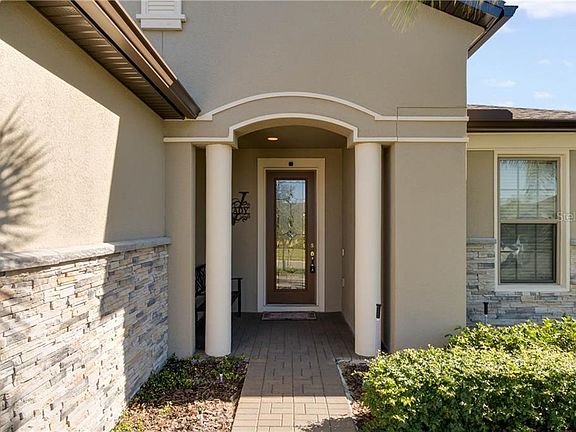 5th image of 572 Cantabria Dr