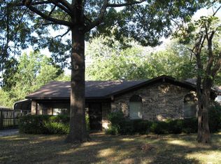 1110 S Cedar St, Stuttgart, AR 72160