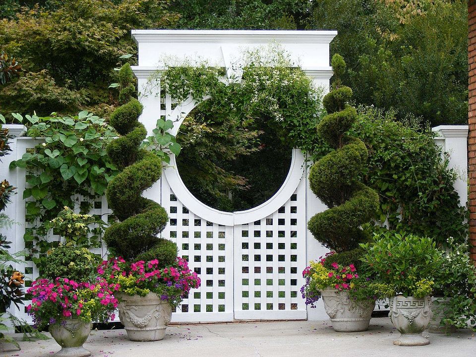 Custom arbor